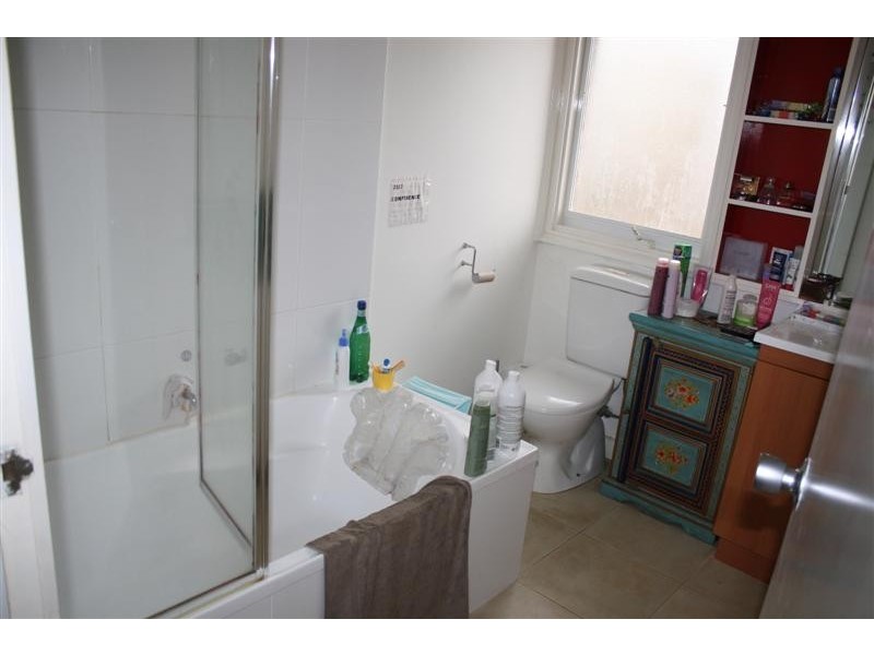 10 Peter Godden Drive, Woodend VIC 3442