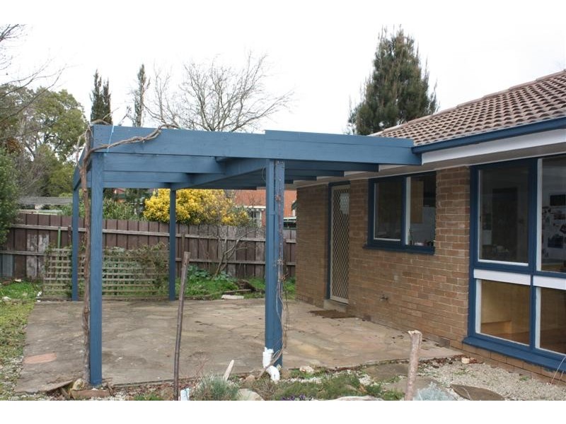 10 Peter Godden Drive, Woodend VIC 3442