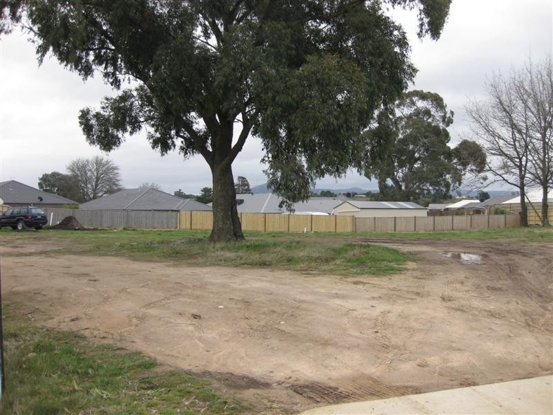Lot 68/ 32 Mulgutherie Way, Gisborne VIC 3437