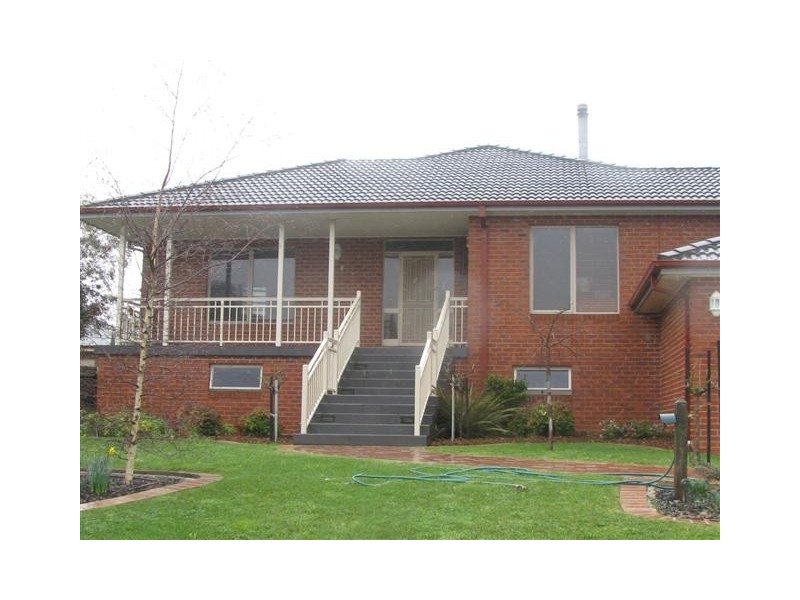 13 Olivia court, Gisborne VIC 3437