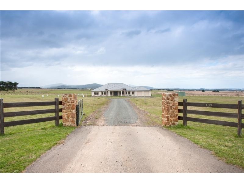 131 MURRAY RD, Gisborne VIC 3437