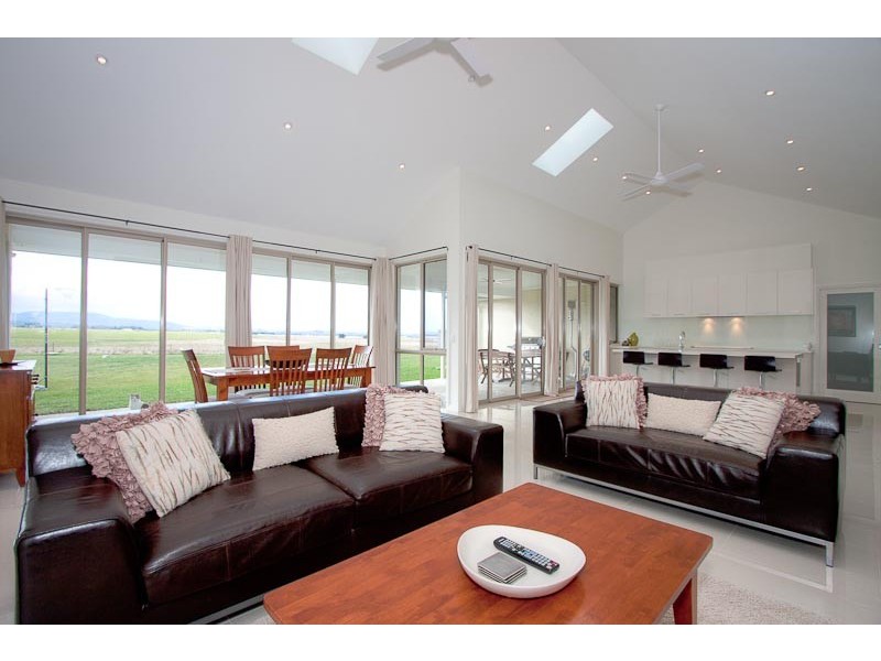 131 MURRAY RD, Gisborne VIC 3437