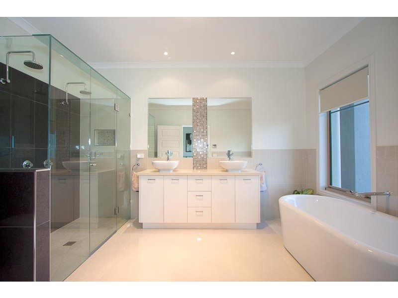 131 MURRAY RD, Gisborne VIC 3437