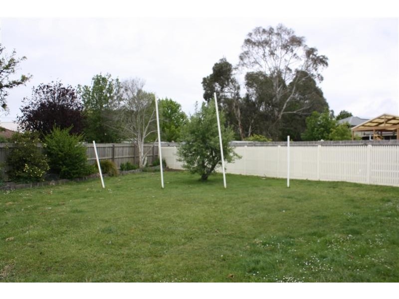 5 Carroll Court, Gisborne VIC 3437