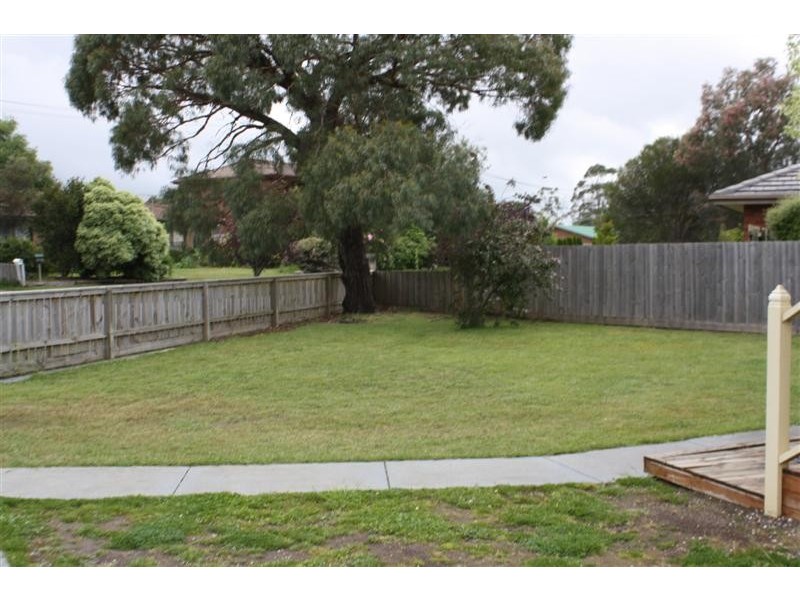 5 Carroll Court, Gisborne VIC 3437