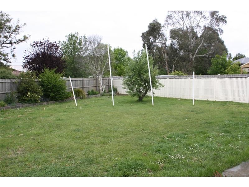 5 Carroll Court, Gisborne VIC 3437