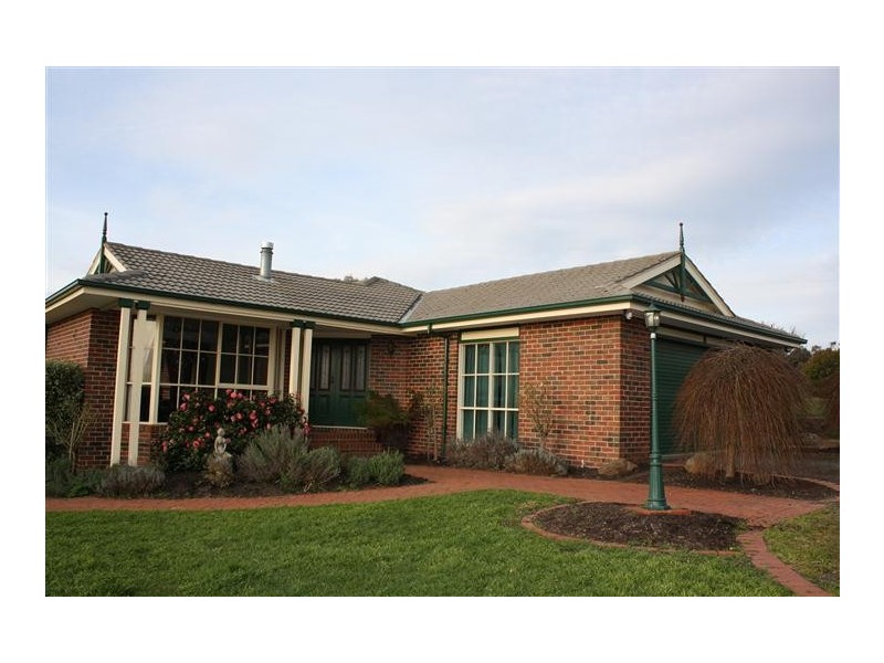 12 DeGraves court, Kyneton VIC 3444