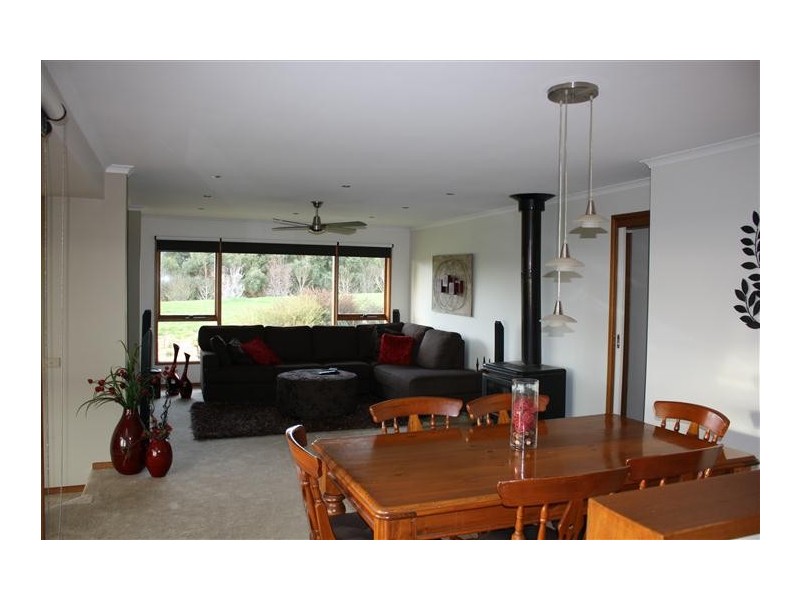 12 DeGraves court, Kyneton VIC 3444