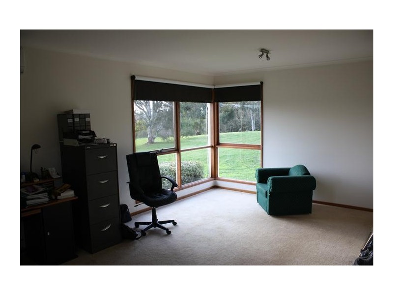 12 DeGraves court, Kyneton VIC 3444
