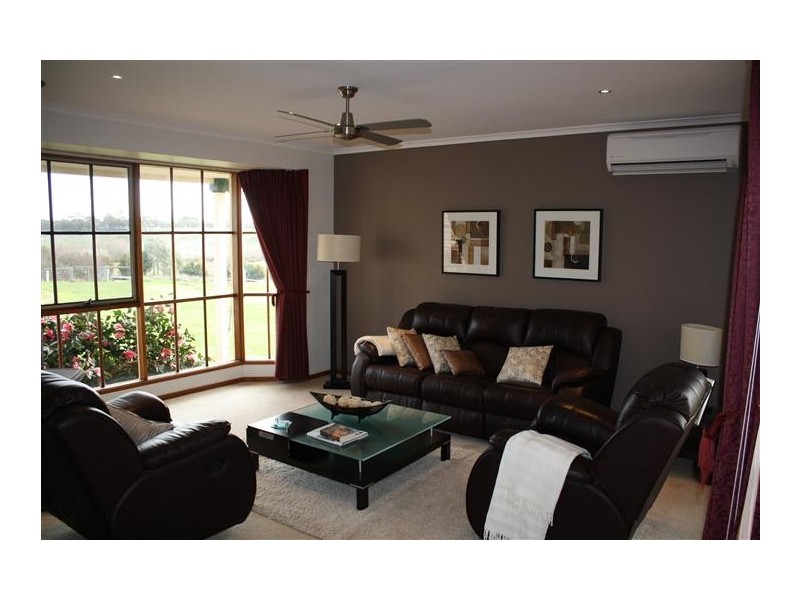 12 DeGraves court, Kyneton VIC 3444