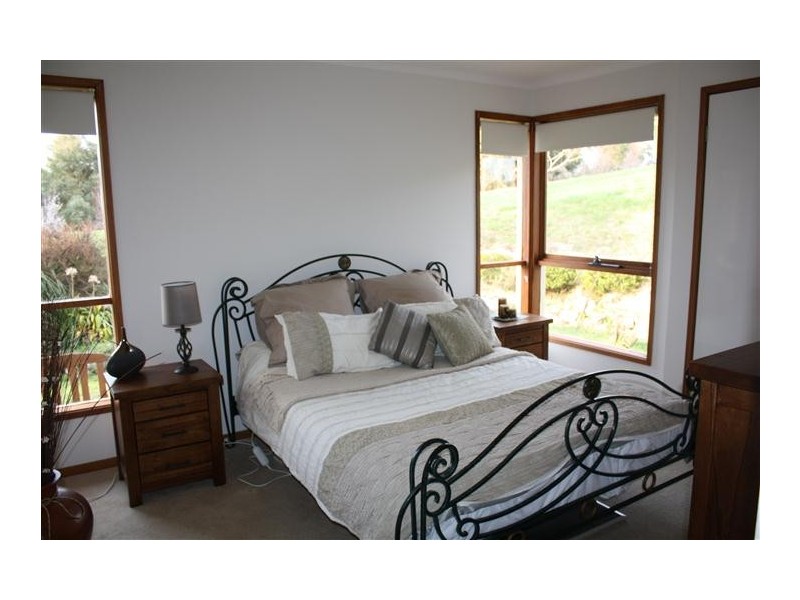 12 DeGraves court, Kyneton VIC 3444