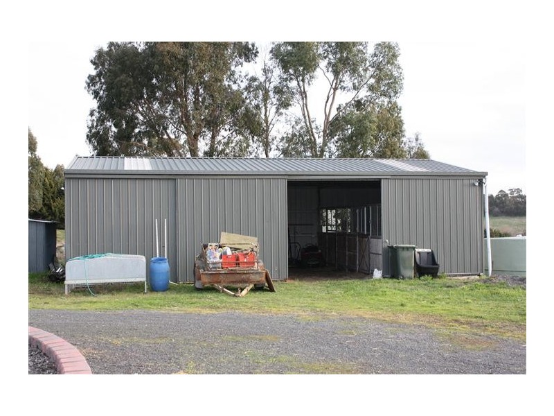 12 DeGraves court, Kyneton VIC 3444