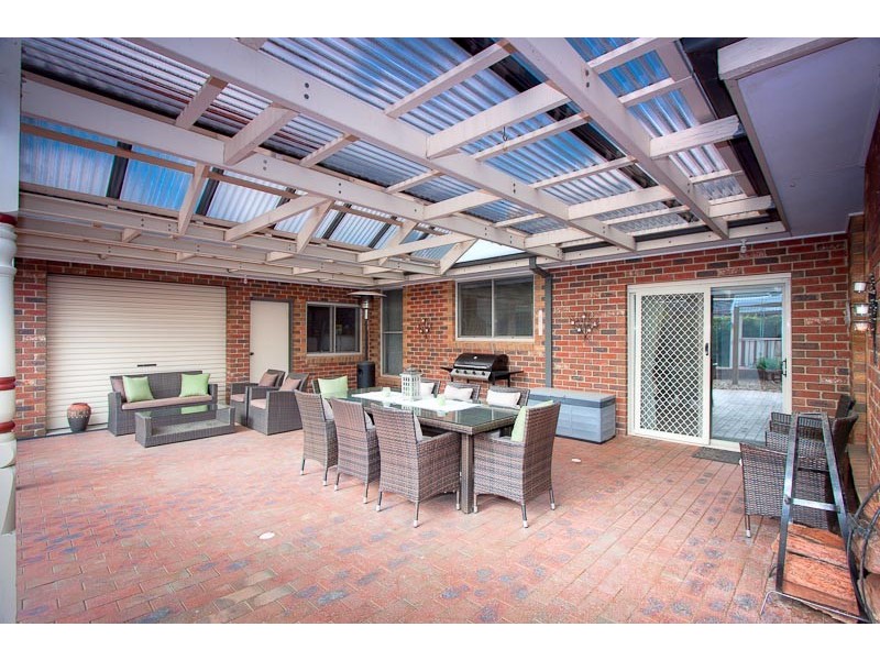 8 Jacksons Creek Way, Gisborne VIC 3437