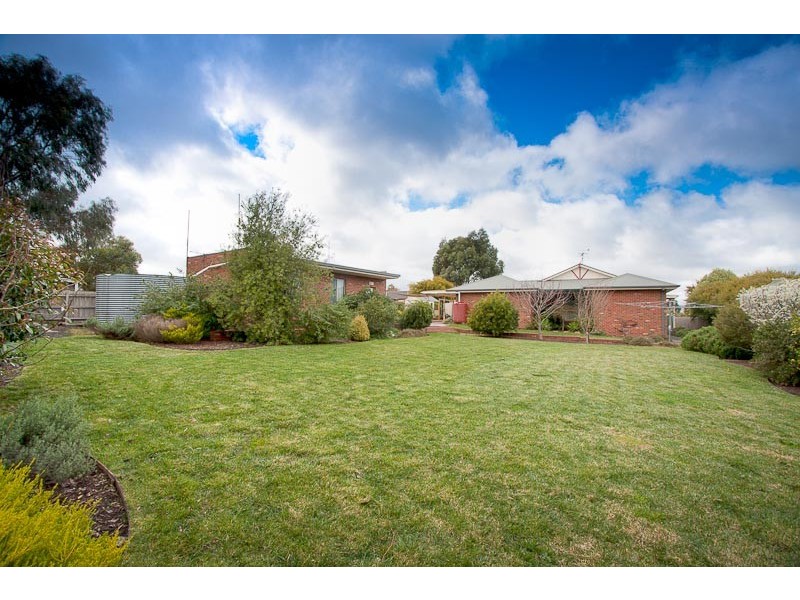 8 Jacksons Creek Way, Gisborne VIC 3437