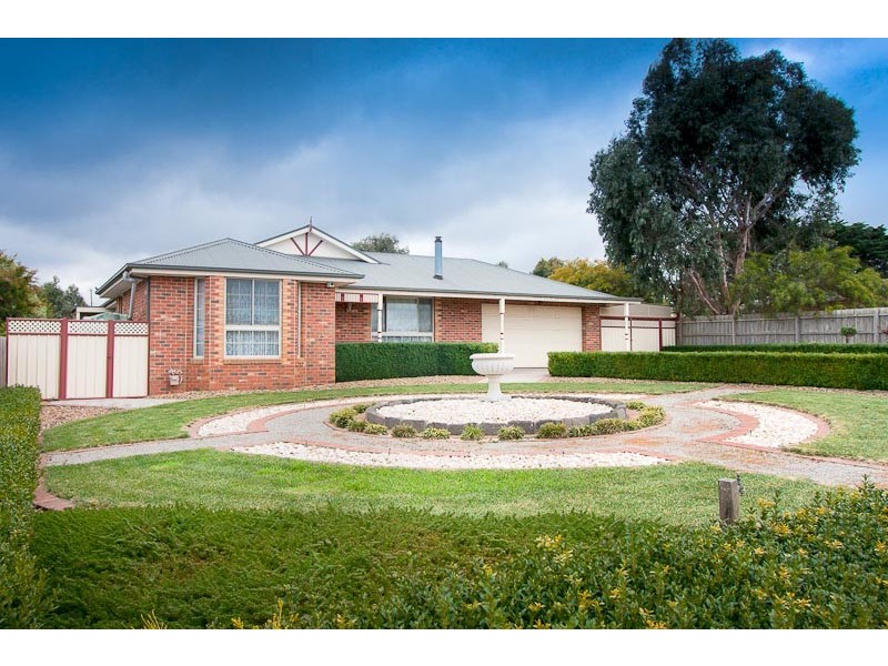 8 Jacksons Creek Way, Gisborne VIC 3437