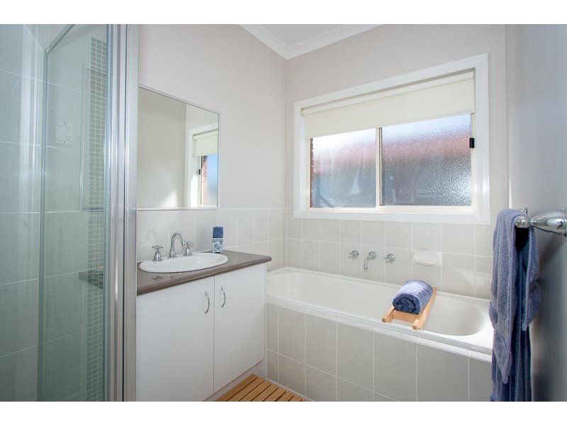 3 Thomas Place, Gisborne VIC 3437