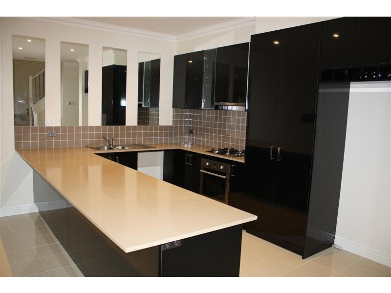 Unit 2-11 Rodney Street, Gisborne VIC 3437