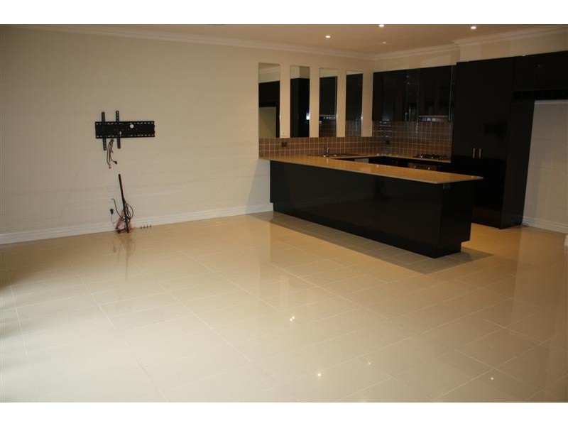 Unit 2-11 Rodney Street, Gisborne VIC 3437