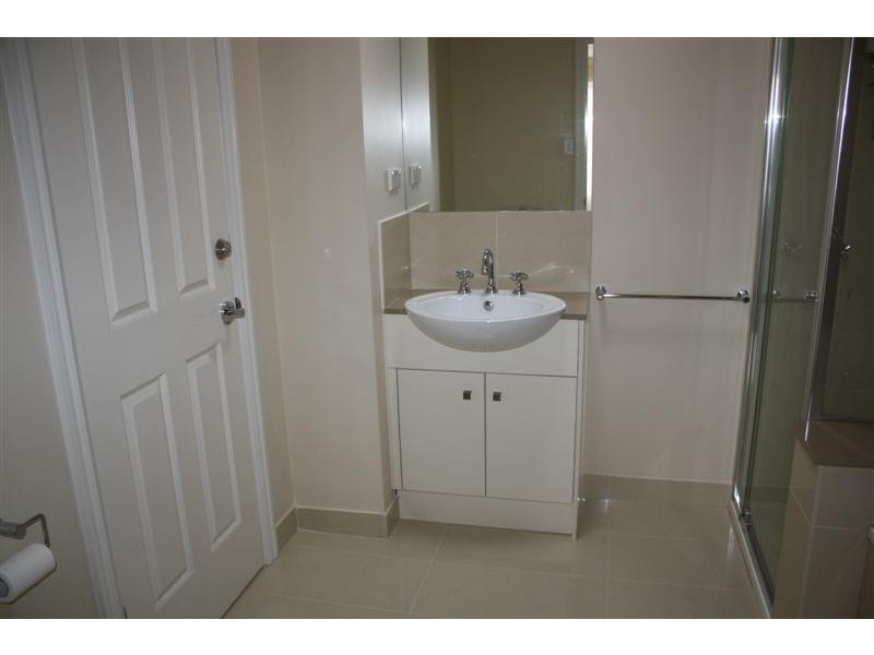 Unit 2-11 Rodney Street, Gisborne VIC 3437