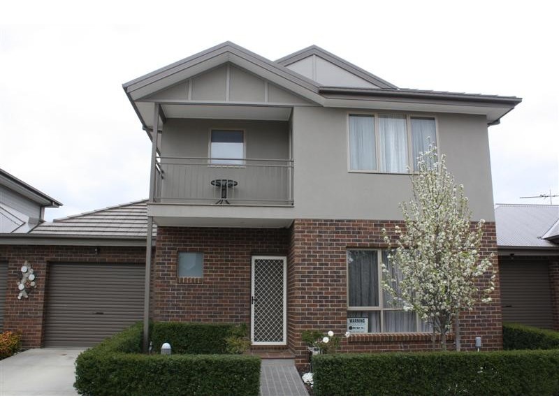 Unit 2-11 Rodney Street, Gisborne VIC 3437
