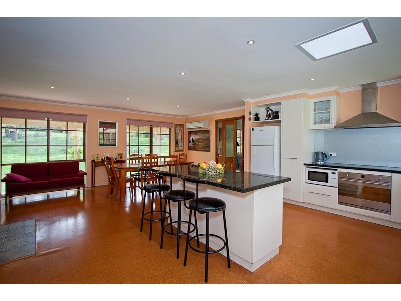 5 Hill Street, Macedon VIC 3440