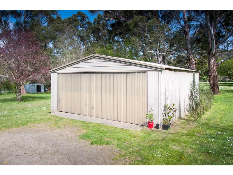 5 Hill Street, Macedon VIC 3440