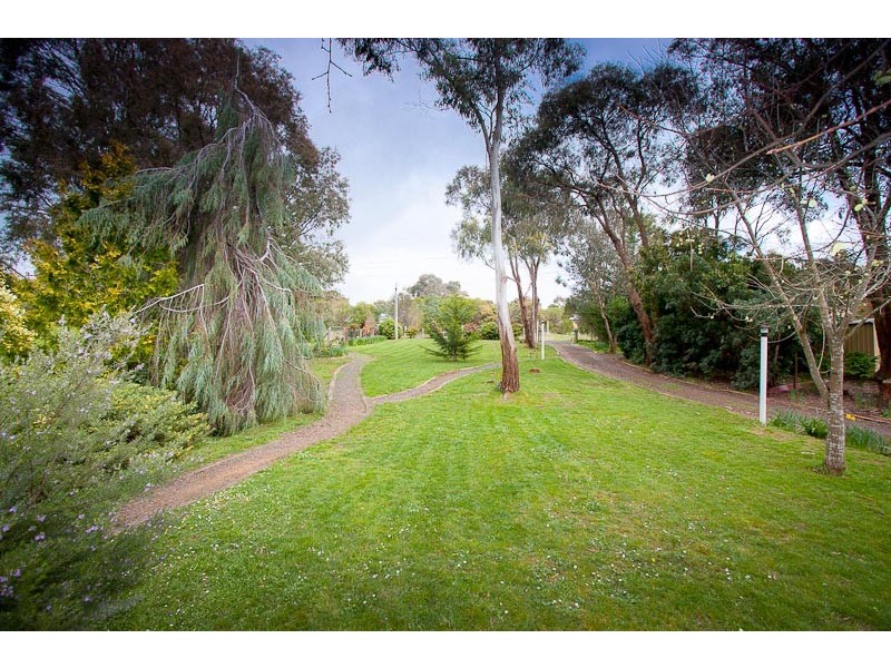 53 Smith Street, Macedon VIC 3440