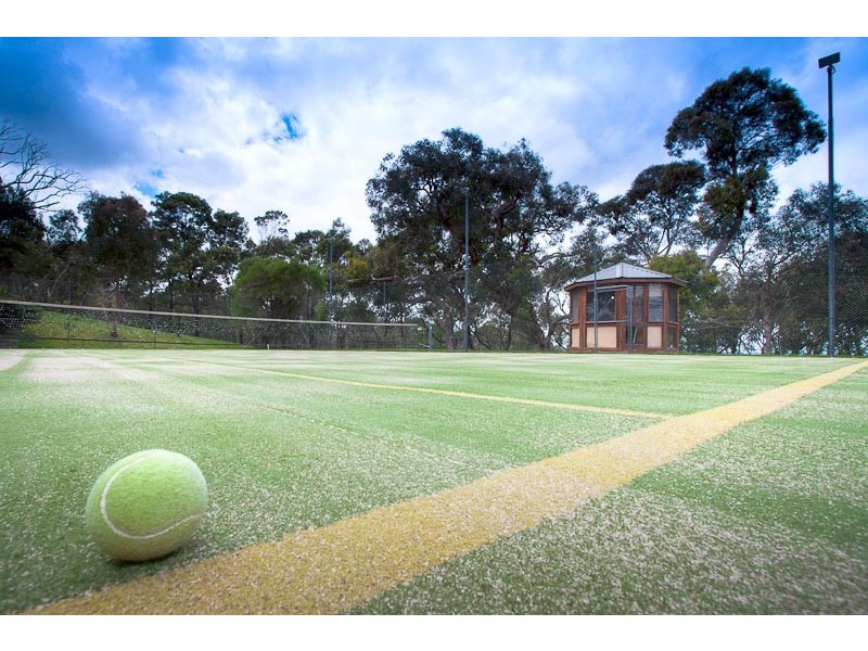 121 Benson Rd, Gisborne VIC 3437