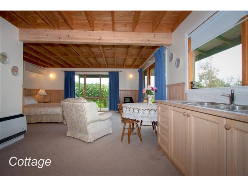 682 Melton Road, Gisborne VIC 3437