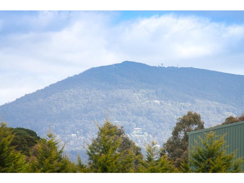 135 Pierce Road, New Gisborne VIC 3438