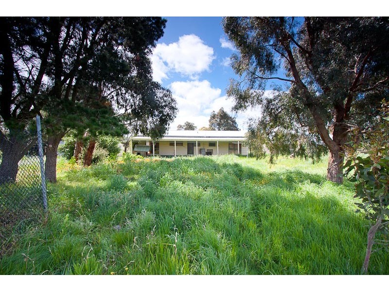 135 Pierce Road, New Gisborne VIC 3438