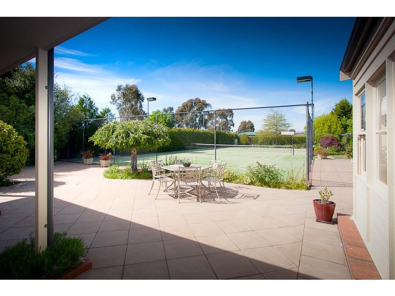 15 Skyline Drive, Gisborne VIC 3437