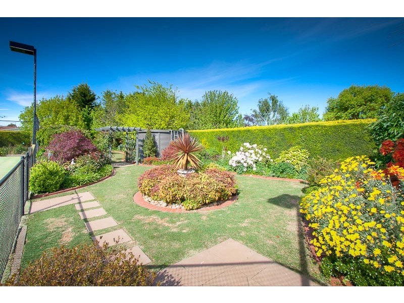 15 Skyline Drive, Gisborne VIC 3437