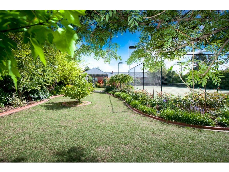 15 Skyline Drive, Gisborne VIC 3437