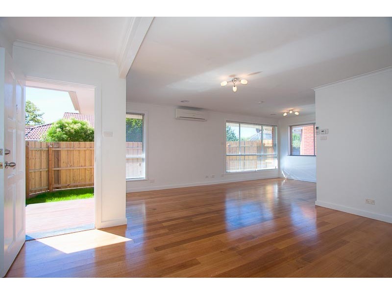 Unit 1/55 Stephen Street, Gisborne VIC 3437