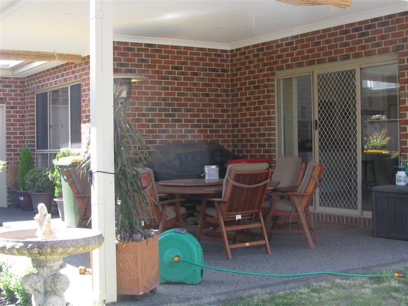 4/48-50 Stephen Street, Gisborne VIC 3437