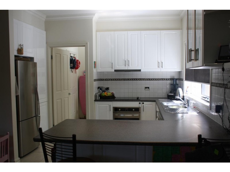 4/16 Calthorpe street, Gisborne VIC 3437