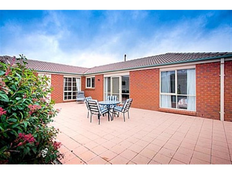 7 Sunnypark Close, Gisborne VIC 3437