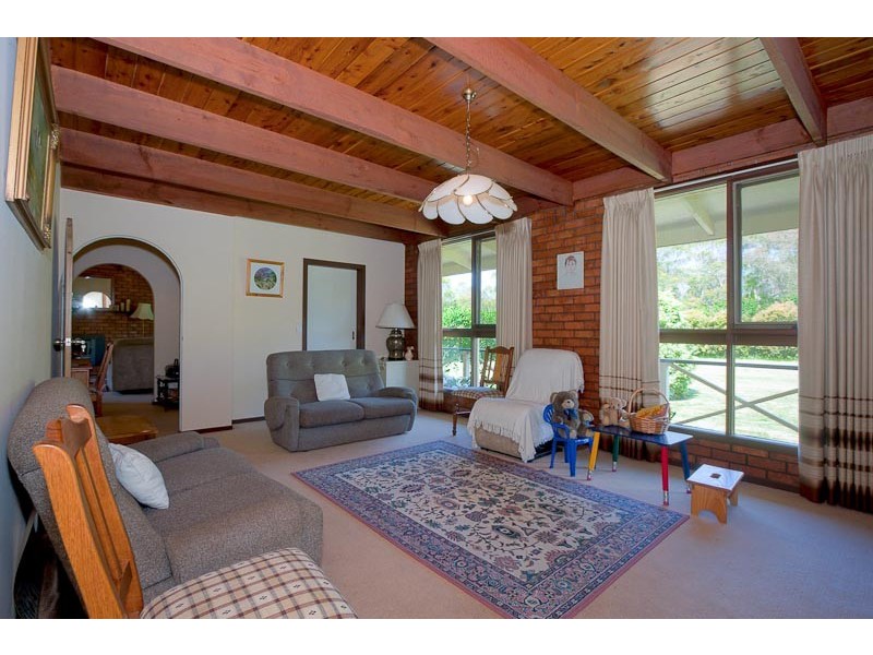 936 Bacchus Marsh Rd, Bullengarook VIC 3437
