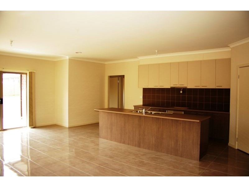 4 Tree change Way, Woodend VIC 3442