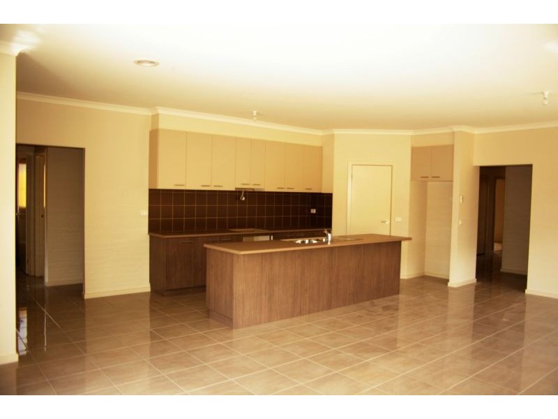 4 Tree change Way, Woodend VIC 3442