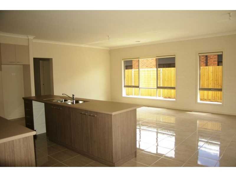 4 Tree change Way, Woodend VIC 3442