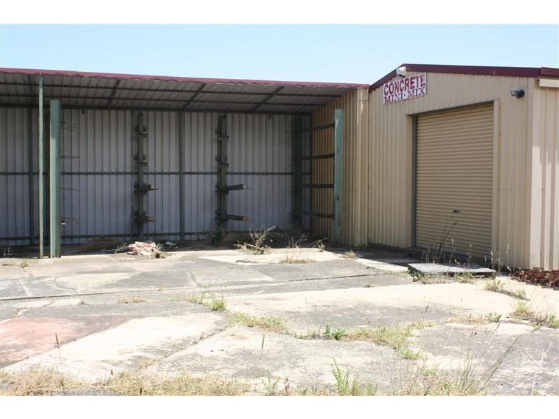 14 Norton Drive, Melton VIC 3337