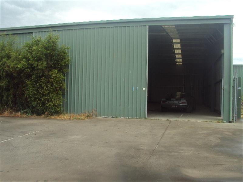 4/27 Redesdale Road, Kyneton VIC 3444