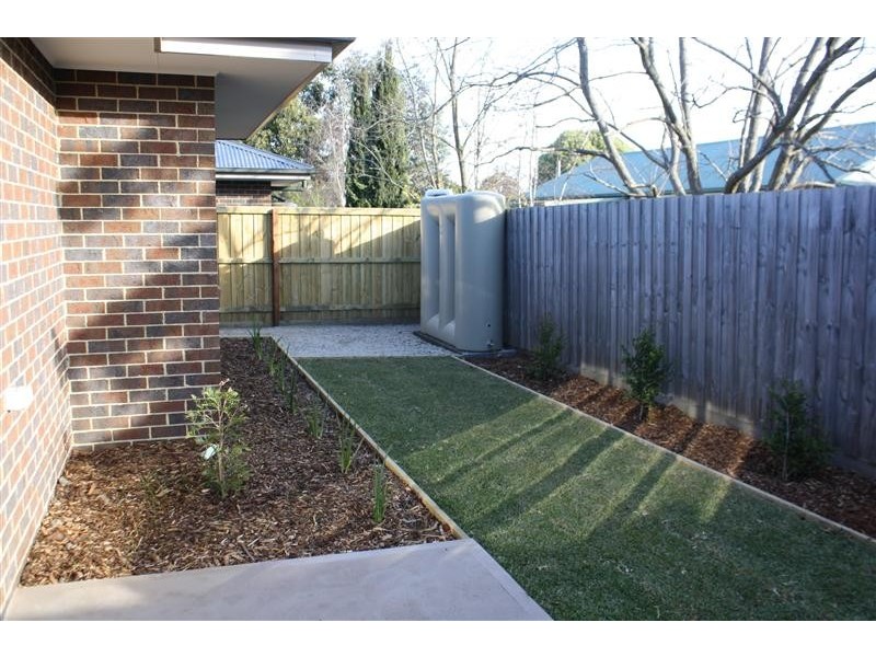 11 Morrow Rd, Gisborne VIC 3437
