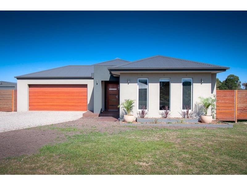 2 Pontvale Close, Gisborne VIC 3437