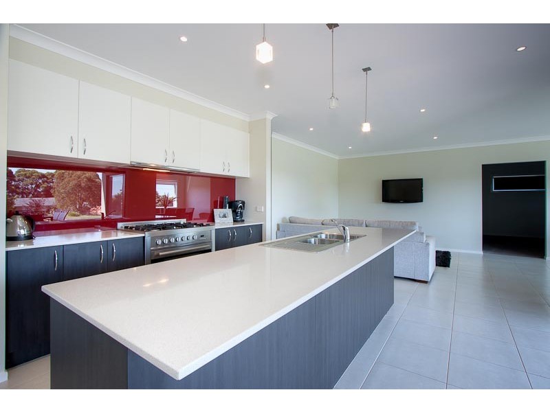 2 Pontvale Close, Gisborne VIC 3437