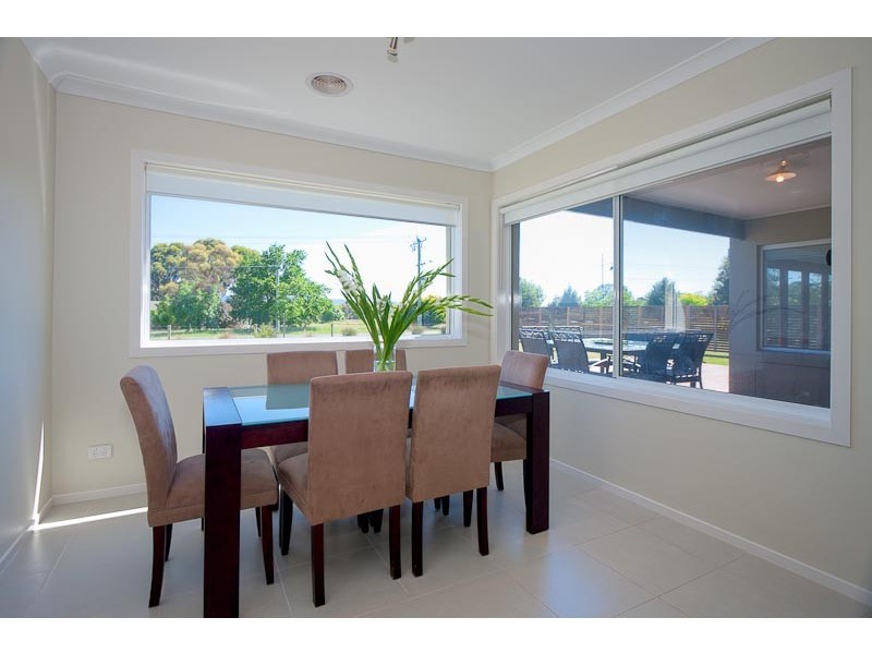 2 Pontvale Close, Gisborne VIC 3437