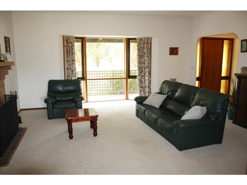 208 COUANGALT ROAD, Gisborne South VIC 3437