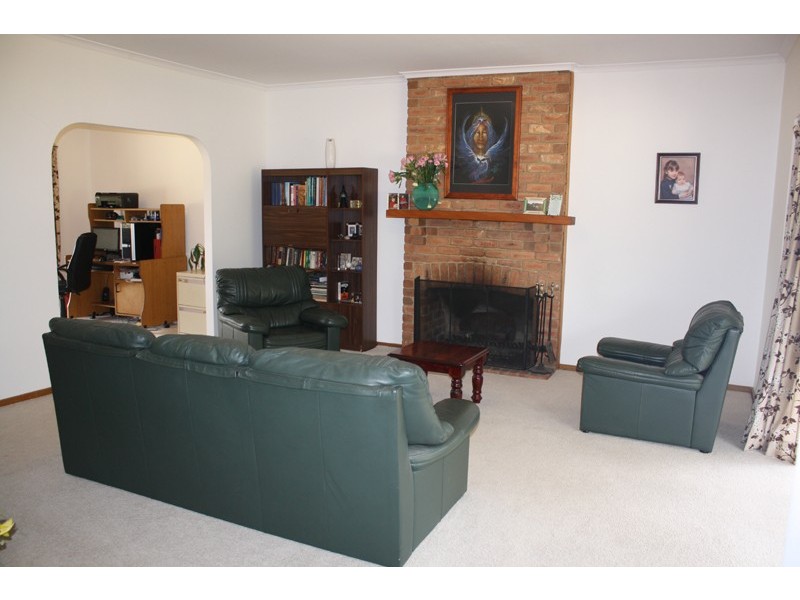 208 COUANGALT ROAD, Gisborne South VIC 3437